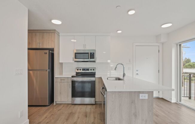 Sunnyside 12 Apartments