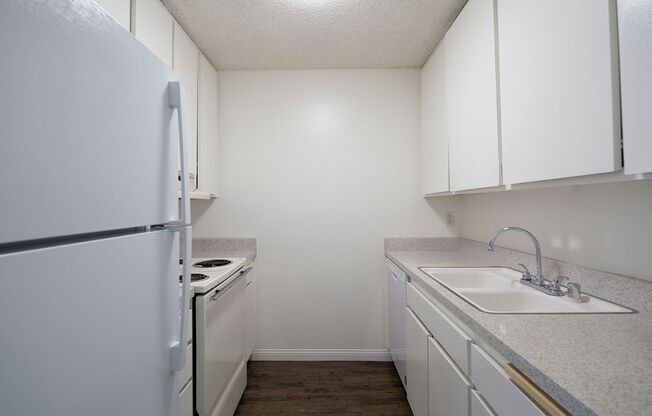 1 bed, 1 bath, 690 sqft, $1,850, Unit 078