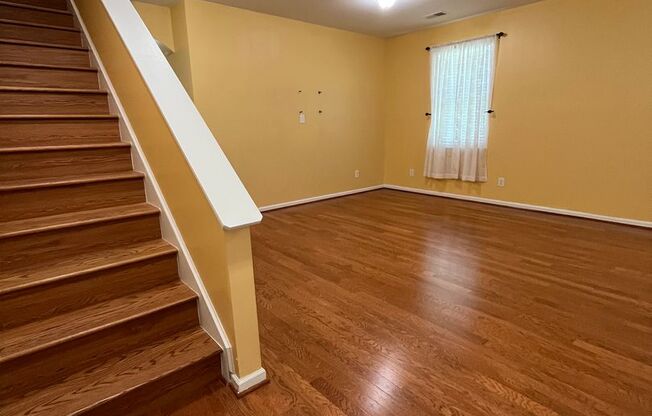 Beautiful 6 Bedroom, 3.5 Bath Home