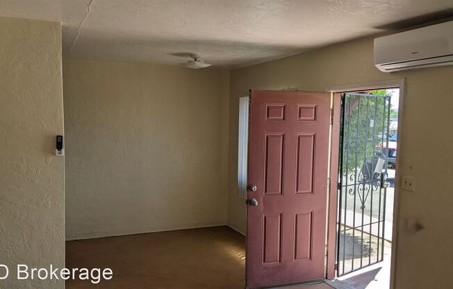 349 E. Glenn St #1-4