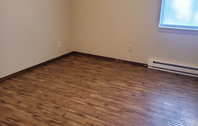 1 bed, 1 bath, 600 sqft, $525, Unit 9