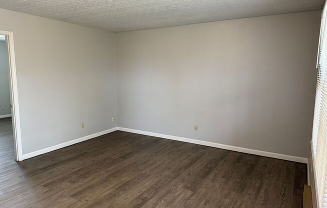 1 bed, 1 bath, 560 sqft, $665, Unit D29