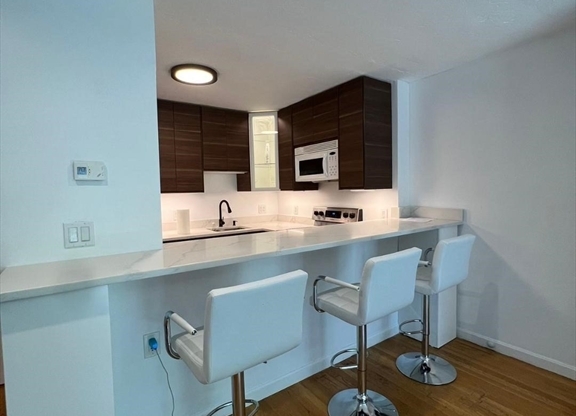 152 QUINCY SHR DR