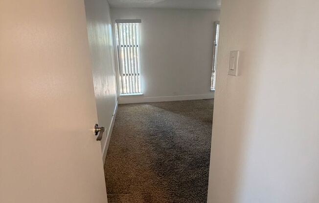 1 bed, 1 bath, 625 sqft, $1,895, Unit 209