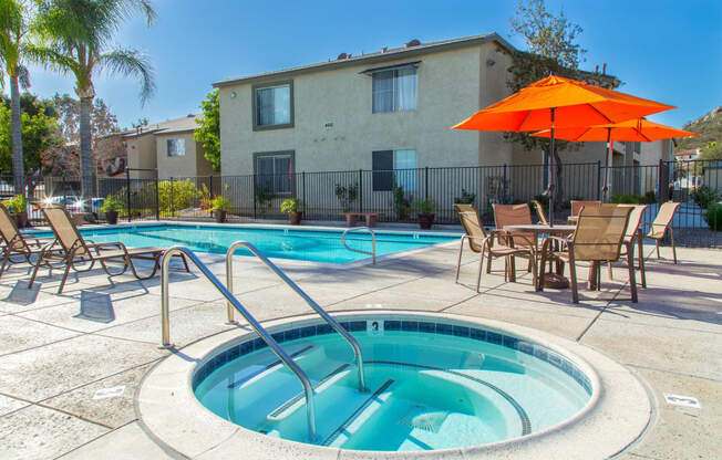 Whispering Oaks Jacuzzi