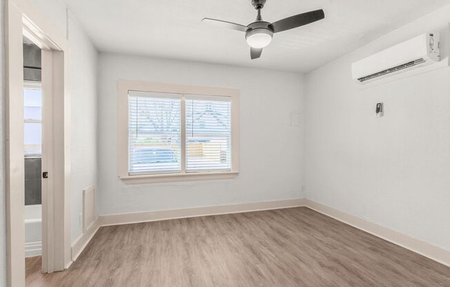 1 bed, 1 bath, 750 sqft, $950, Unit 1714-4