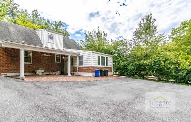 326 LINCOLN AVE