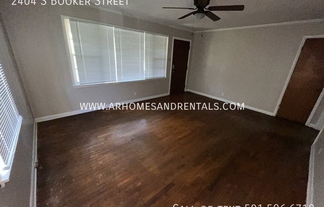 3 beds, 1 bath, 1,071 sqft, $1,095