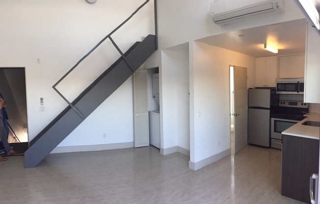 1 bed, 1 bath, 550 sqft, $2,550, Unit 312