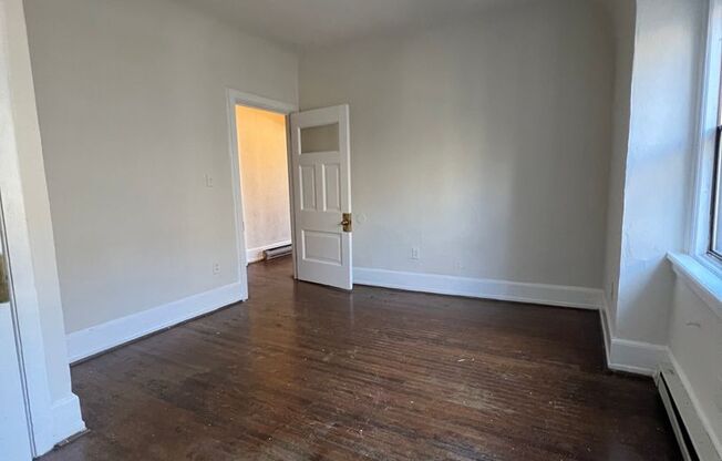1 bed, 1 bath, 428 sqft, $1,095, Unit 3315-3R