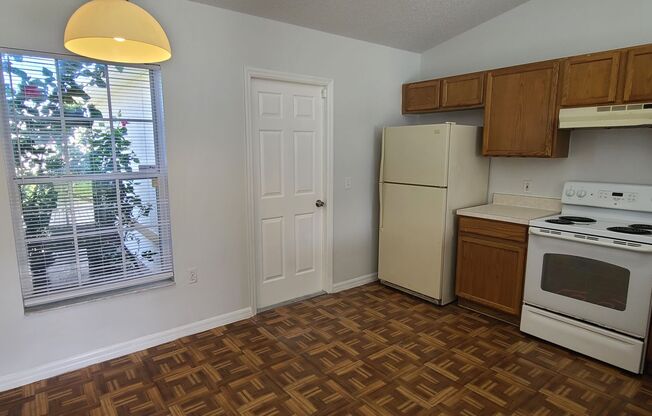 3 beds, 2 baths, $1,625