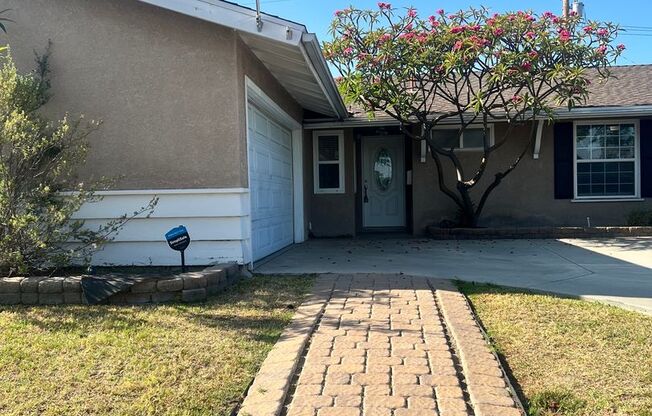 Welcome to the East Whittier 3 Bedroom House.
