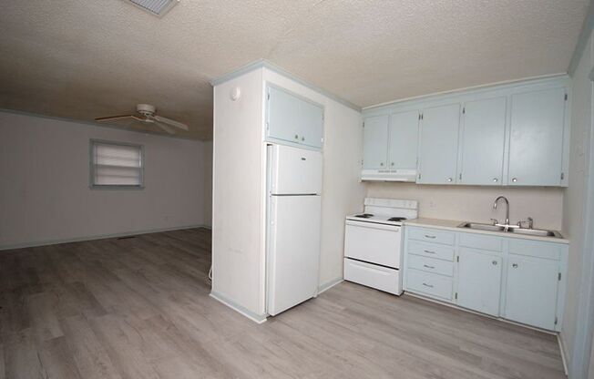 2803 Warrick Cir. Apt F1 Goldsboro, NC 27534