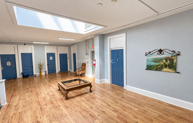 1 bed, 1 bath, 600 sqft, $1,295, Unit 15 1/2  Unit 3