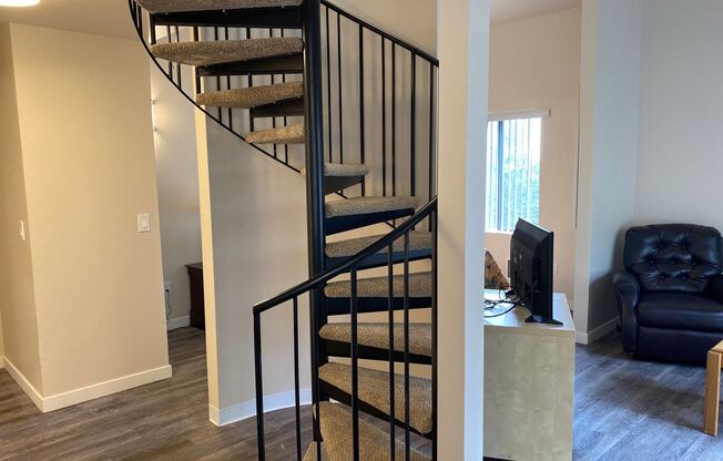 1 bed, 1 bath, 410 sqft, $1,650, Unit 411