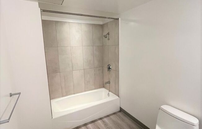 Studio, 1 bath, $1,995, Unit 412