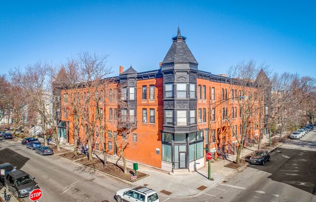 1 bed, 1 bath, 875 sqft, $1,995, Unit 1206WR-1