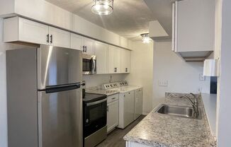 Renovated charming 2 bedroom Bloom at Bellemeade!