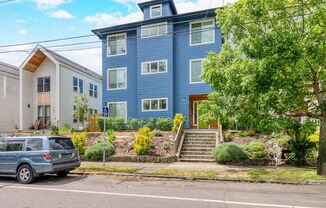 3789 N Vancouver Ave