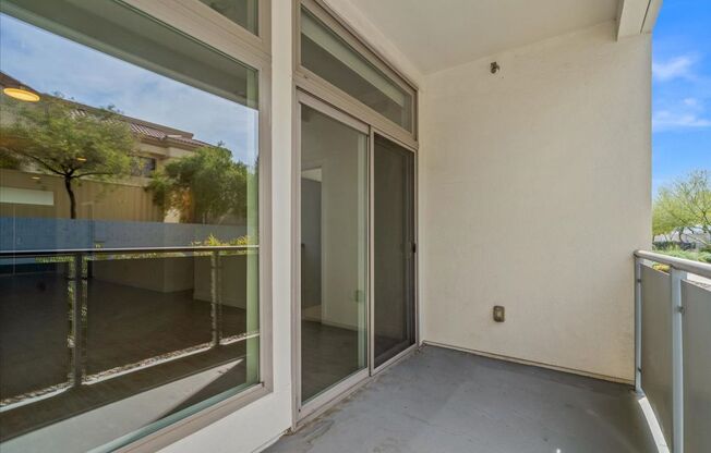 2 beds, 2 baths, $2,195, Unit Unit 102