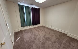 2 beds, 1 bath, $1,075, Unit 1