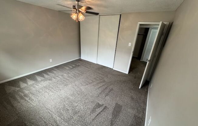 1 bed, 1 bath, 727 sqft, $875