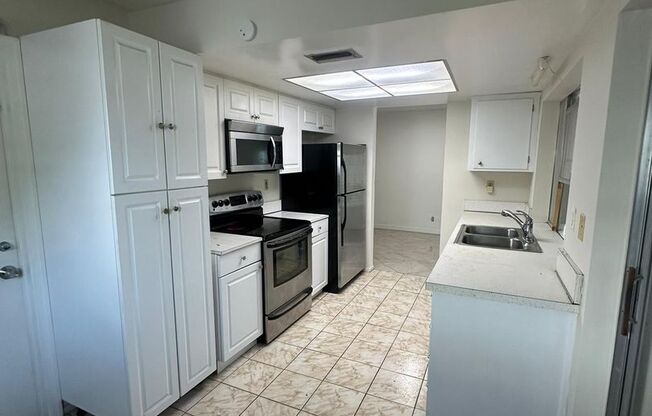 2 beds, 2 baths, $2,150