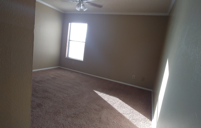 2 beds, 2 baths, 943 sqft, $855, Unit 1510