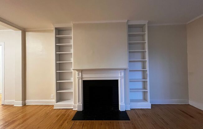 1 bed, 1 bath, 695 sqft, $1,745, Unit 207-1D