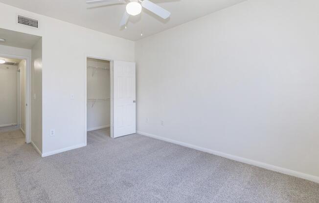 3 beds, 2 baths, 1,261 sqft, $1,495