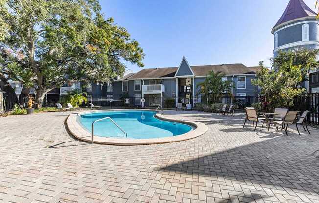 Welcome to Foxcroft Apartments