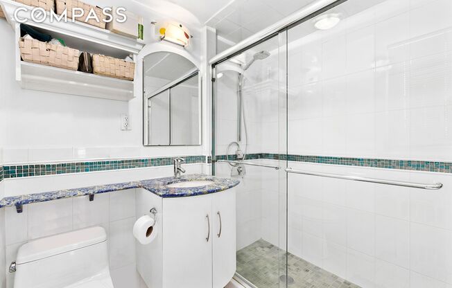 2 beds, 2 baths, 1,255 sqft, $7,500, Unit 17J
