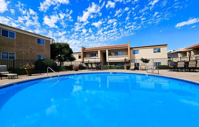 2 beds, 2 baths, $2,695, Unit 66