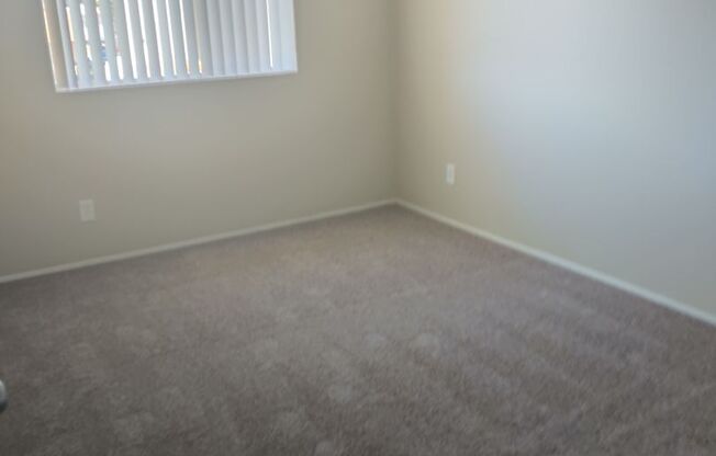 1 bed, 1 bath, $1,950, Unit 43