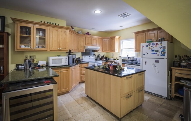 888 BEACON ST