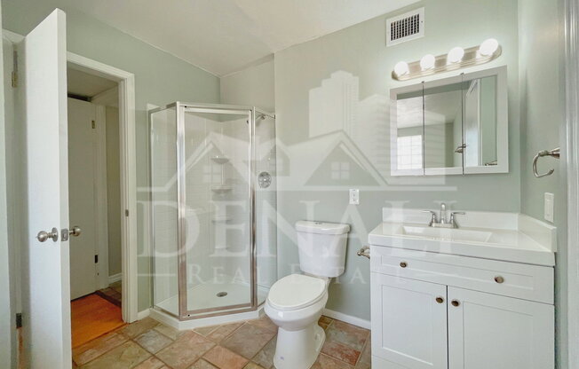 4 beds, 2 baths, 2,070 sqft, $2,295