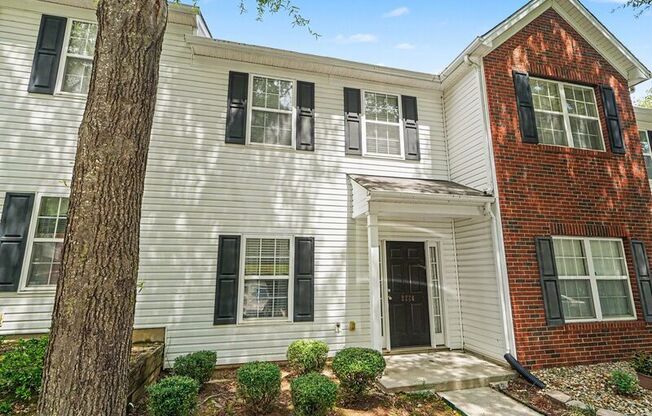 2224 Winthrop Chase Drive