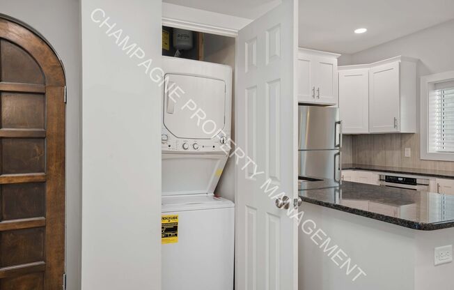 2 beds, 1 bath, 1,036 sqft, $1,675, Unit 5