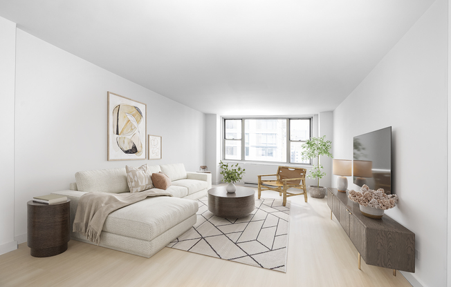 1 bed, 1 bath, $5,750, Unit 17D