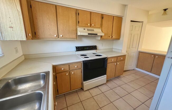 Affordable Living Near UCF!