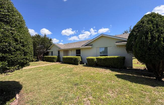 1804 SERENADE LN