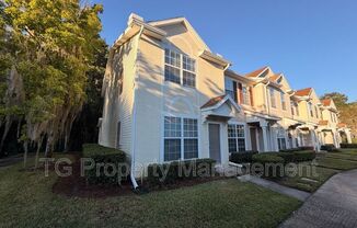 3588 TWISTED TREE LN