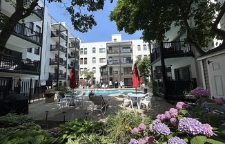 4 Commonwealth Ct.