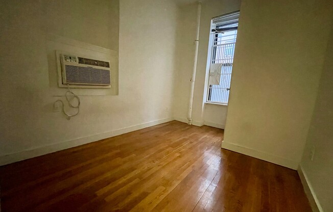 1 bed, 1 bath, $2,675, Unit 1WR