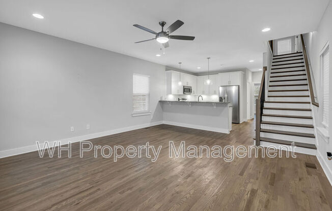 2436 24 AVE N