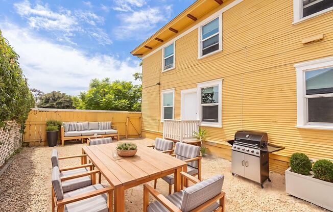 Charming 1 Bed/1 Bath w/ Large Fenced Yard and Vintage Character in Barrio Logan!