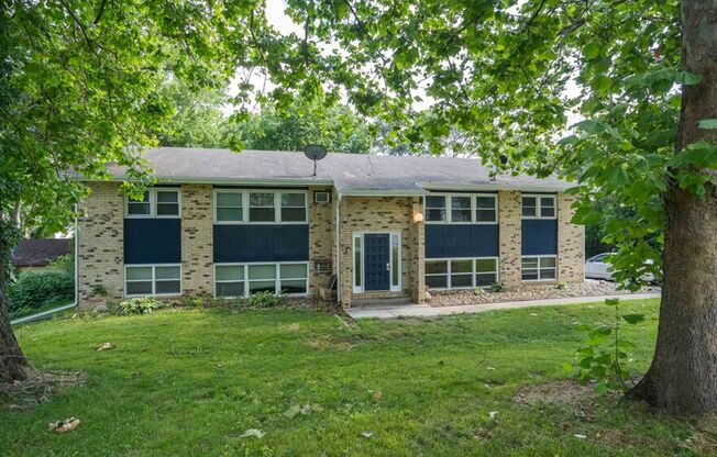 4001 E University Ave