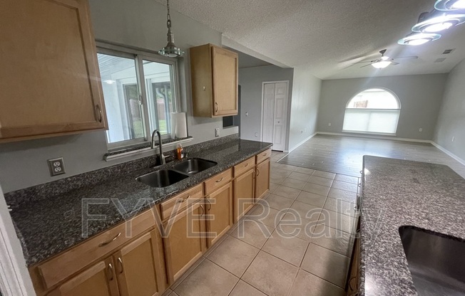 4 beds, 2 baths, 2,148 sqft, $2,200