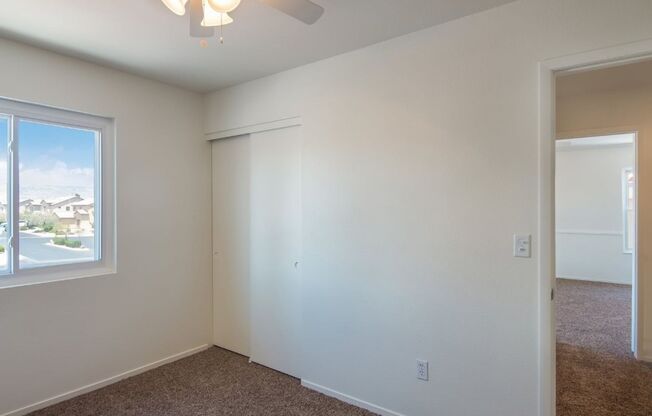 4 beds, 2.5 baths, $2,250