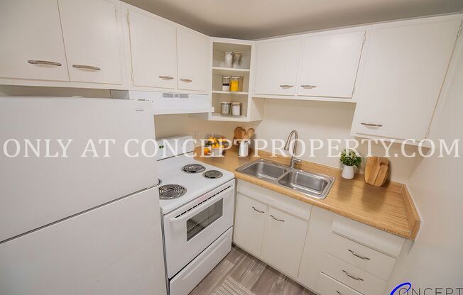 2 beds, 1 bath, 790 sqft, $1,325, Unit 18